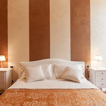 Sant'arpino 26 - Elegant Flats In *