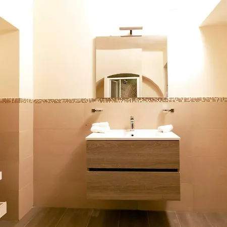 Sant'arpino 26 - Elegant Flats In *