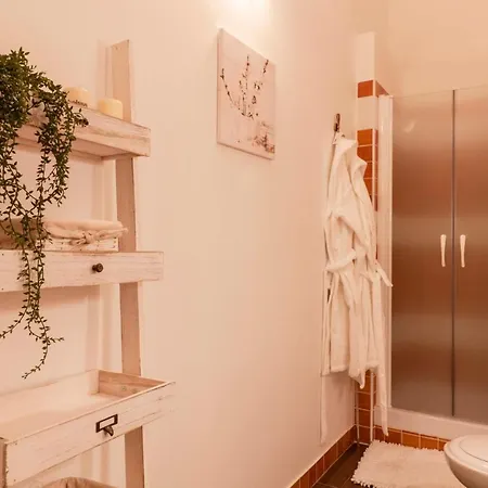 Sant'arpino 26 - Elegant Flats In Apartment *